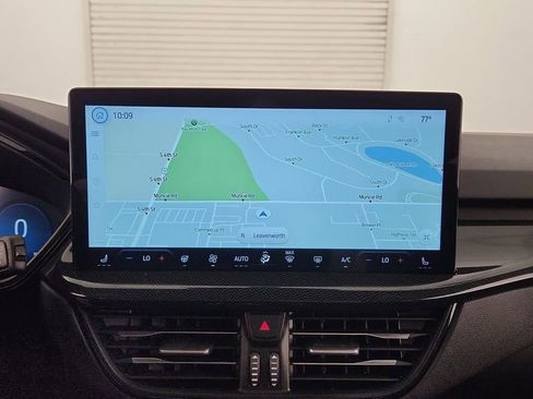 New 2024 Ford Escape ST-Line Select w/ Tech Pack #2 AWD/4WD image 13