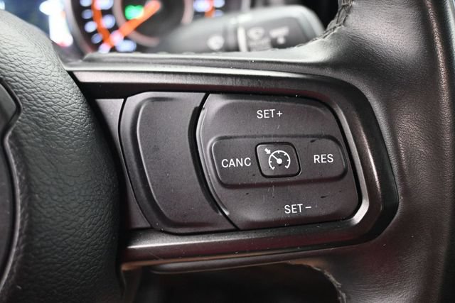 Used 2022 Jeep Gladiator Sport AWD/4WD image 11
