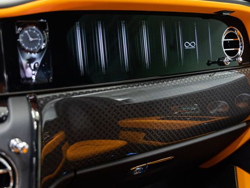 New 2026 Rolls-Royce Cullinan Black Badge image 34