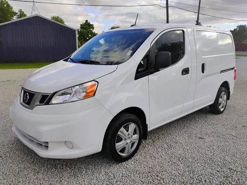 Used 2021 Nissan NV200 SV image 3