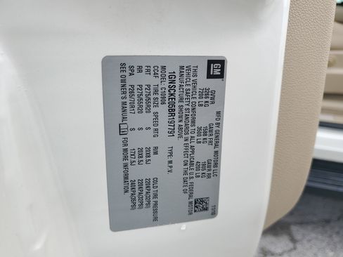 Used 2011 Chevrolet Suburban LTZ image 28