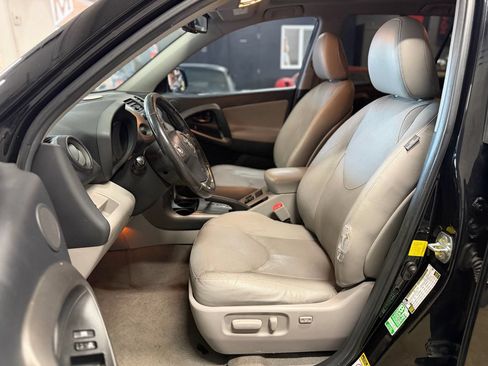 Used 2011 Toyota RAV4 Limited w/ Limited Extra Value Pkg FWD image 14