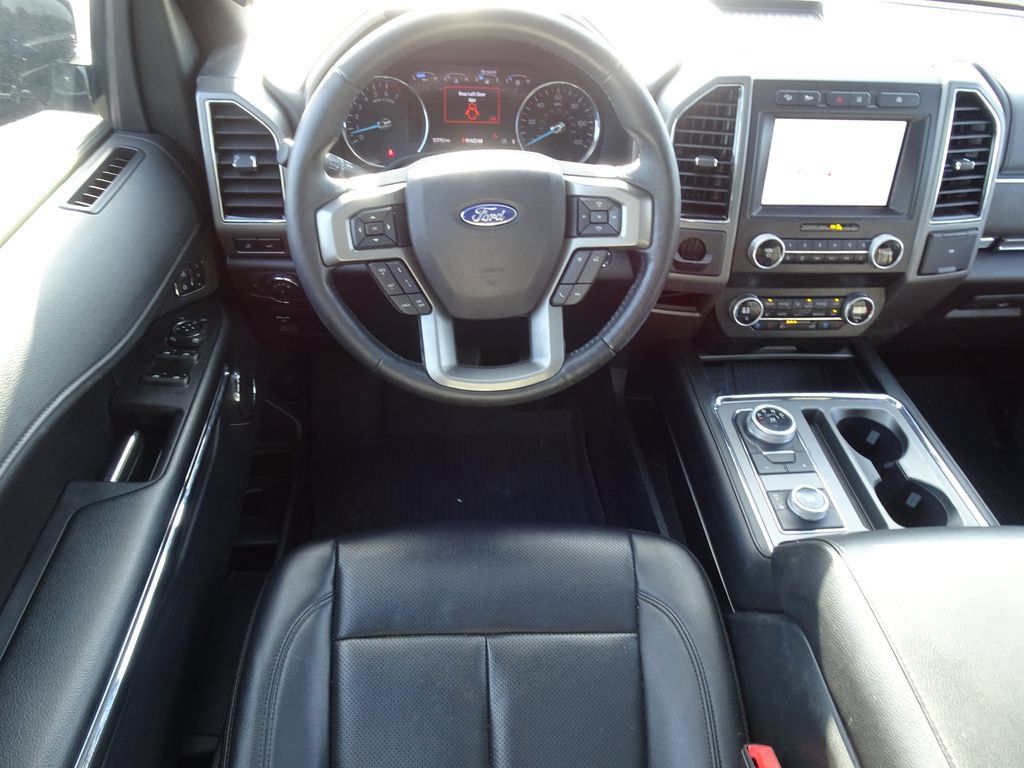 Used 2021 Ford Expedition XLT AWD/4WD image 16