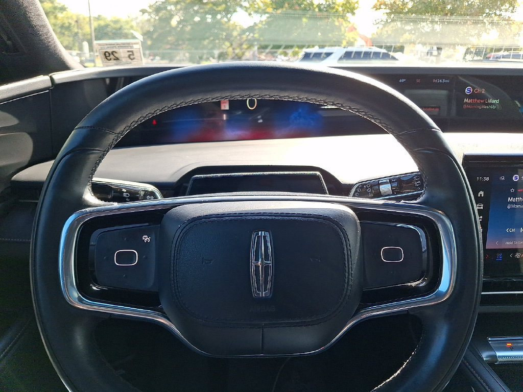 Used 2024 Lincoln Nautilus Reserve w/ Equipment Group 202A AWD/4WD image 19