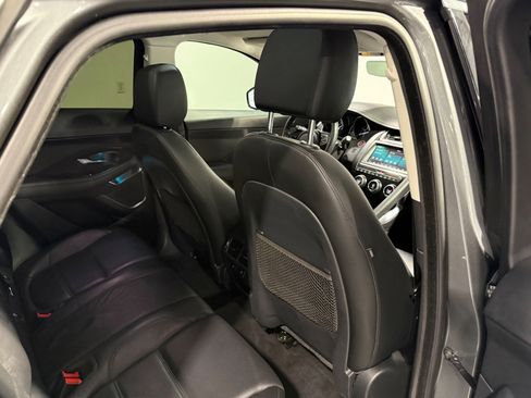 Used 2018 Jaguar E-PACE S image 42