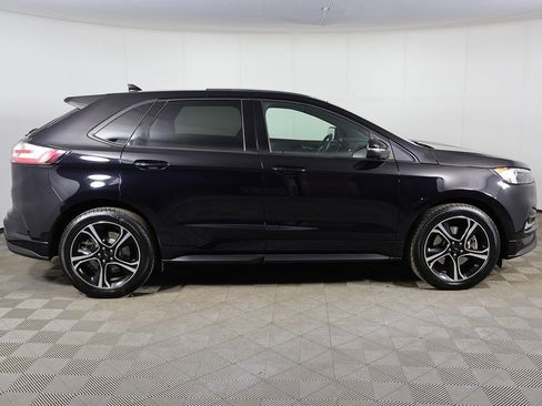 Used 2020 Ford Edge ST w/ Cold Weather Package image 15