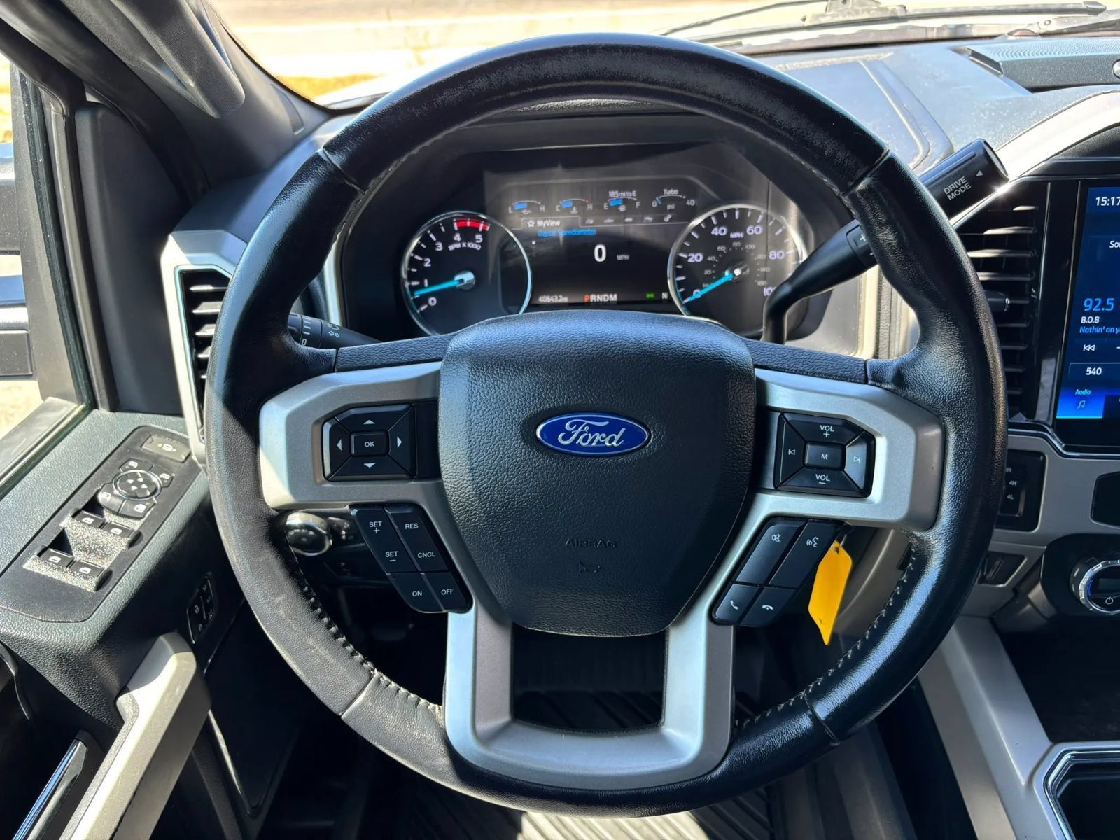 Used 2022 Ford F250 Lariat w/ Lariat Value Package AWD/4WD image 13