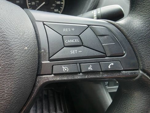 Used 2024 Nissan Sentra S FWD image 19