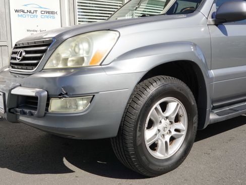 Used 2004 Lexus GX 470 AWD/4WD image 22