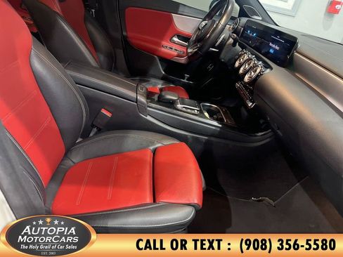 Used 2021 Mercedes-Benz CLA 250 image 11