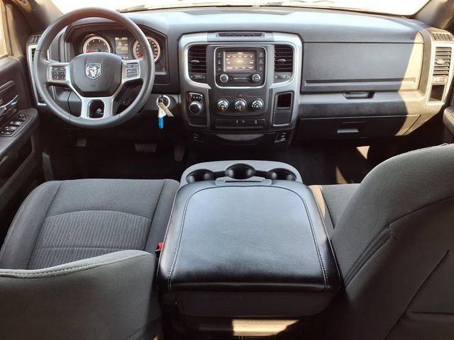 Used 2024 RAM 1500 Warlock RWD image 8