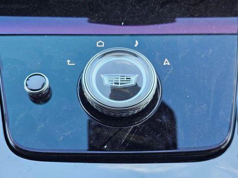 Certified 2025 Cadillac Escalade V image 37