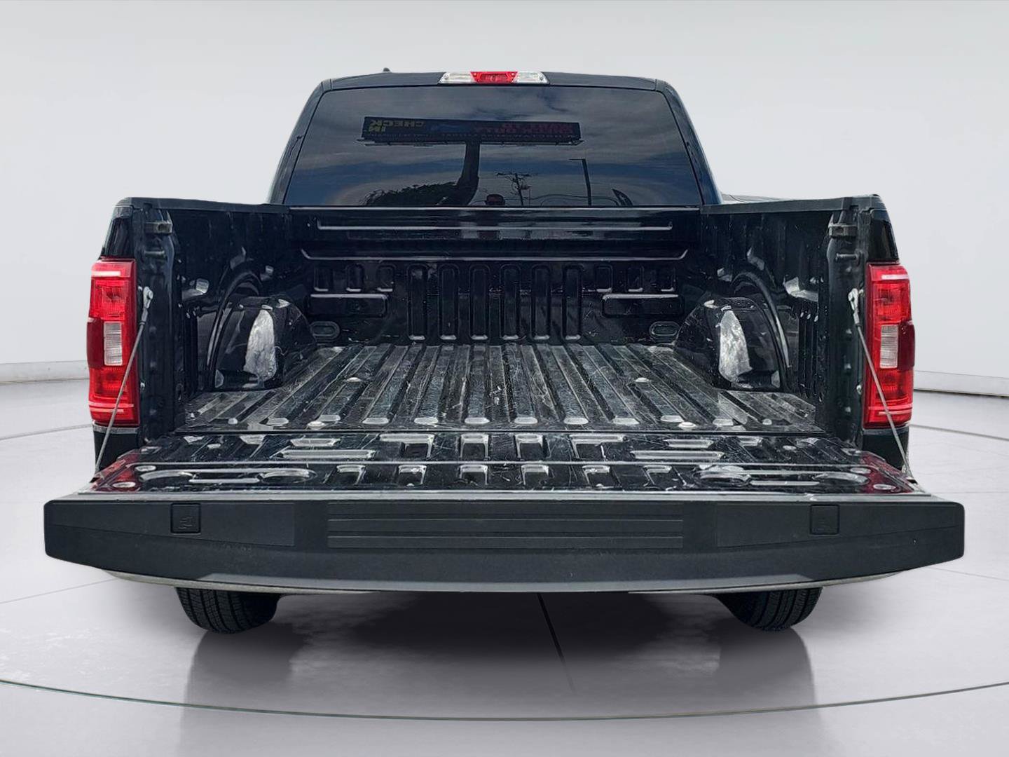 Used 2023 Ford F150 XLT RWD image 5