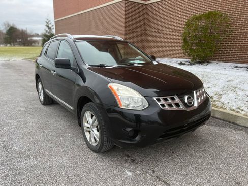 Used 2012 Nissan Rogue SV w/ Premium Pkg image 16