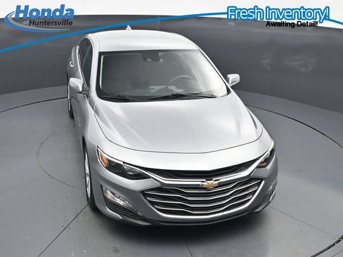 Used 2025 Chevrolet Malibu LT FWD image 19