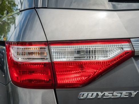 Used 2013 Honda Odyssey EX-L image 7