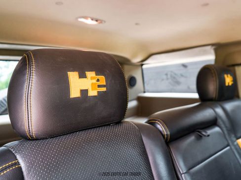 Used 2003 HUMMER H2 w/ Preferred Equipment Group image 74