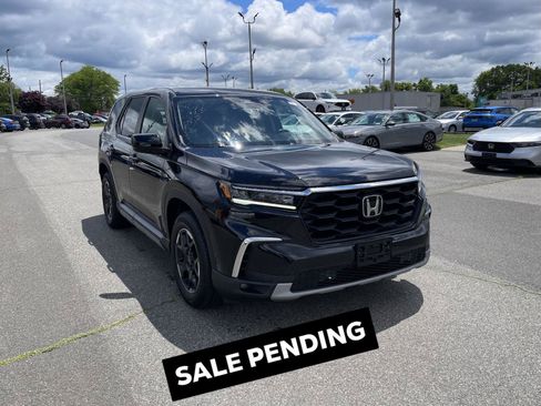 Used 2025 Honda Pilot EX-L image 1