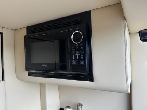 Used 2022 Mercedes-Benz Sprinter 3500 image 89