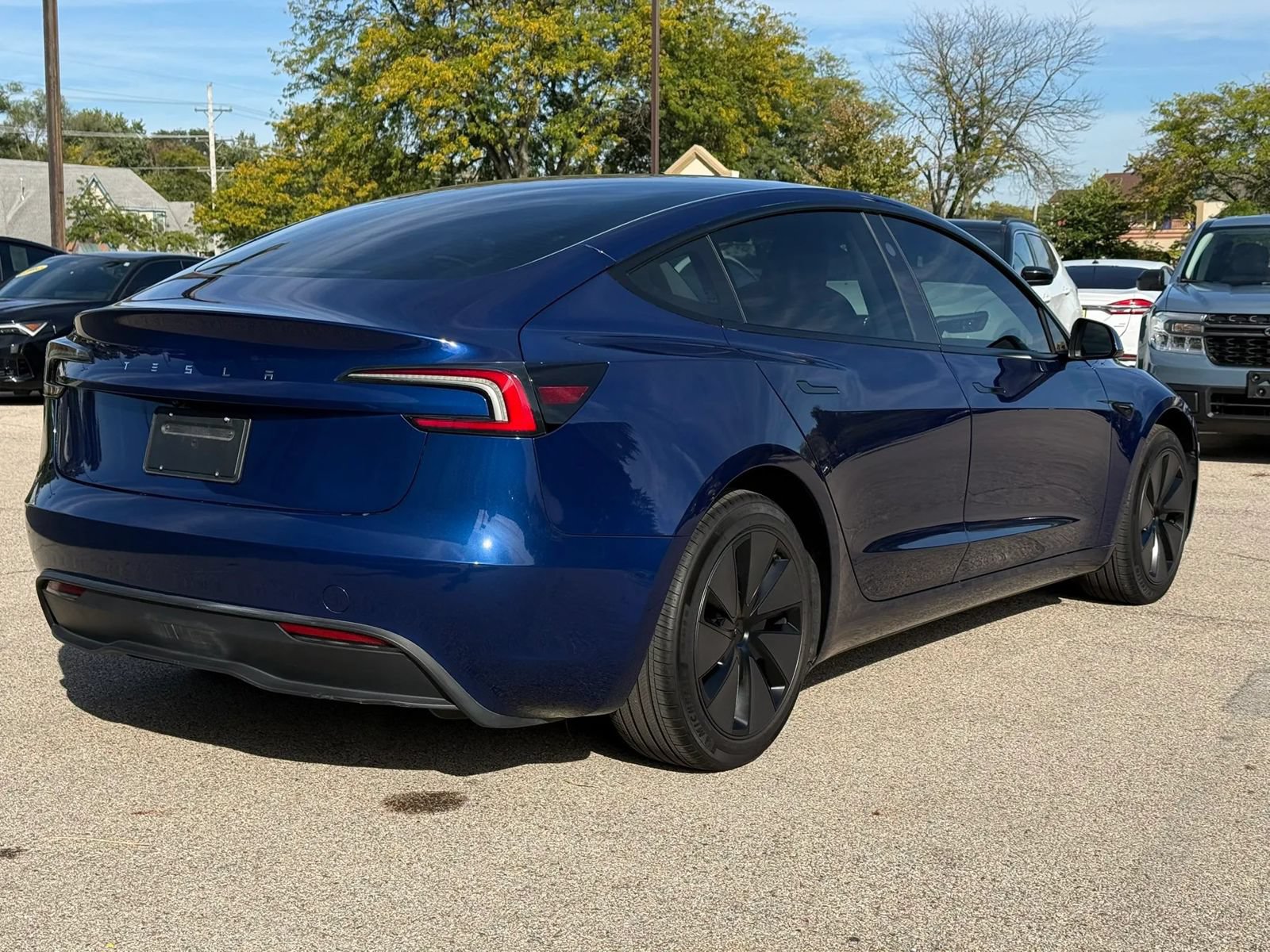 Used 2025 Tesla Model 3 RWD image 7