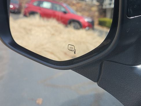 Certified 2025 Subaru Outback Premium image 14