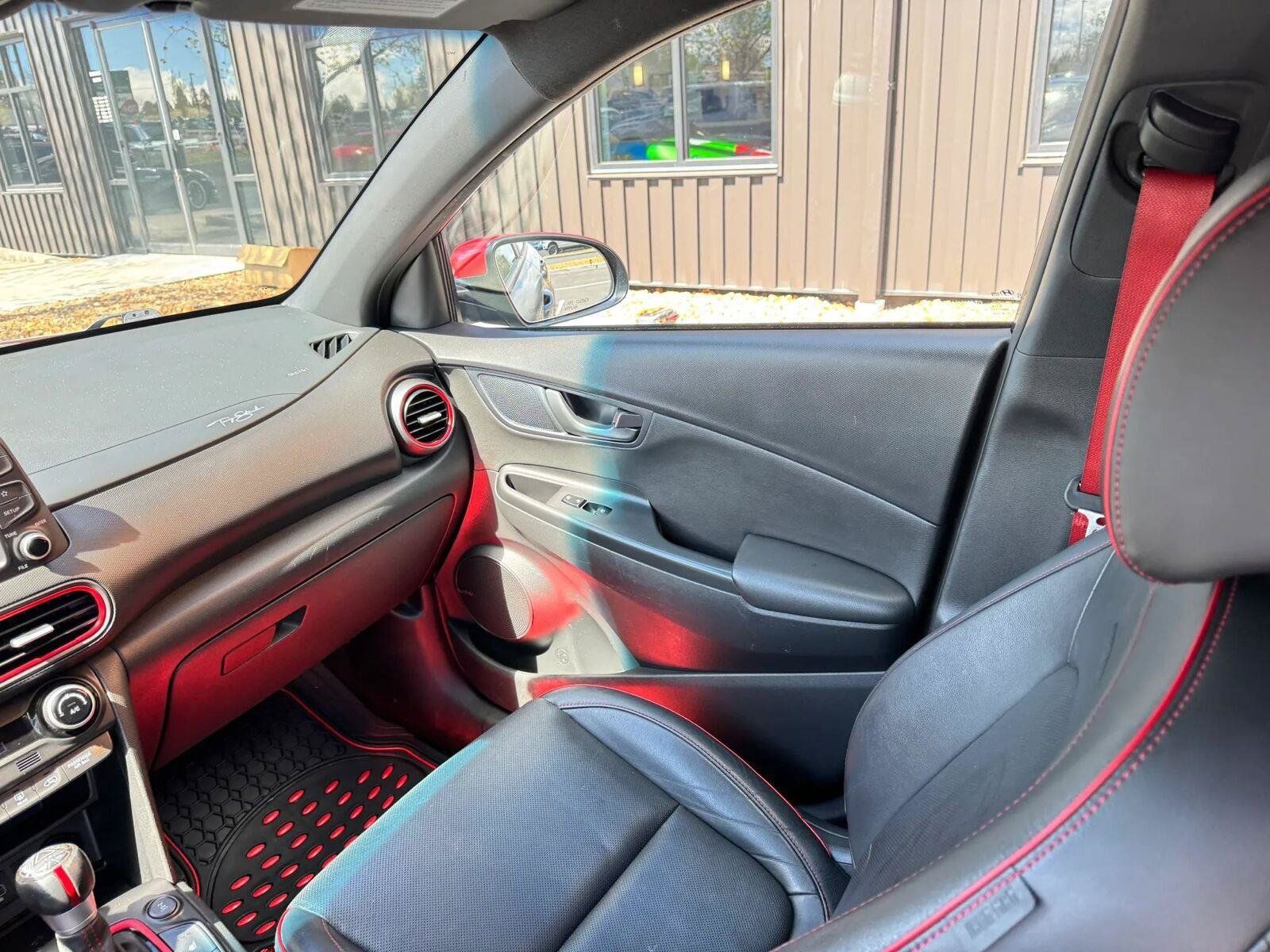 Used 2019 Hyundai Kona Ultimate AWD/4WD image 15