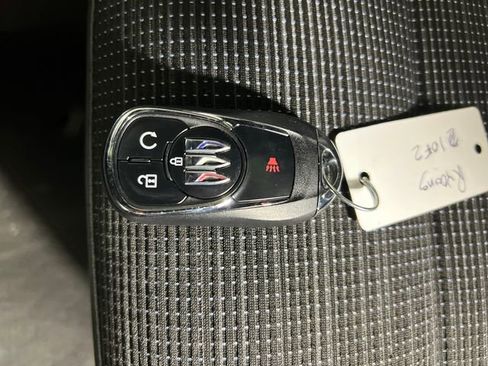 Used 2024 Buick Envista Preferred w/ Convenience I Package image 25