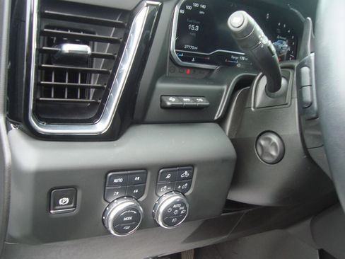 Certified 2024 GMC Sierra 1500 Denali w/ Denali Reserve Package AWD/4WD image 11