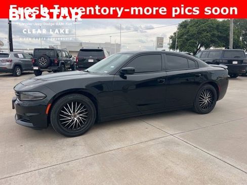 Used 2023 Dodge Charger SXT w/ Blacktop Package RWD image 1