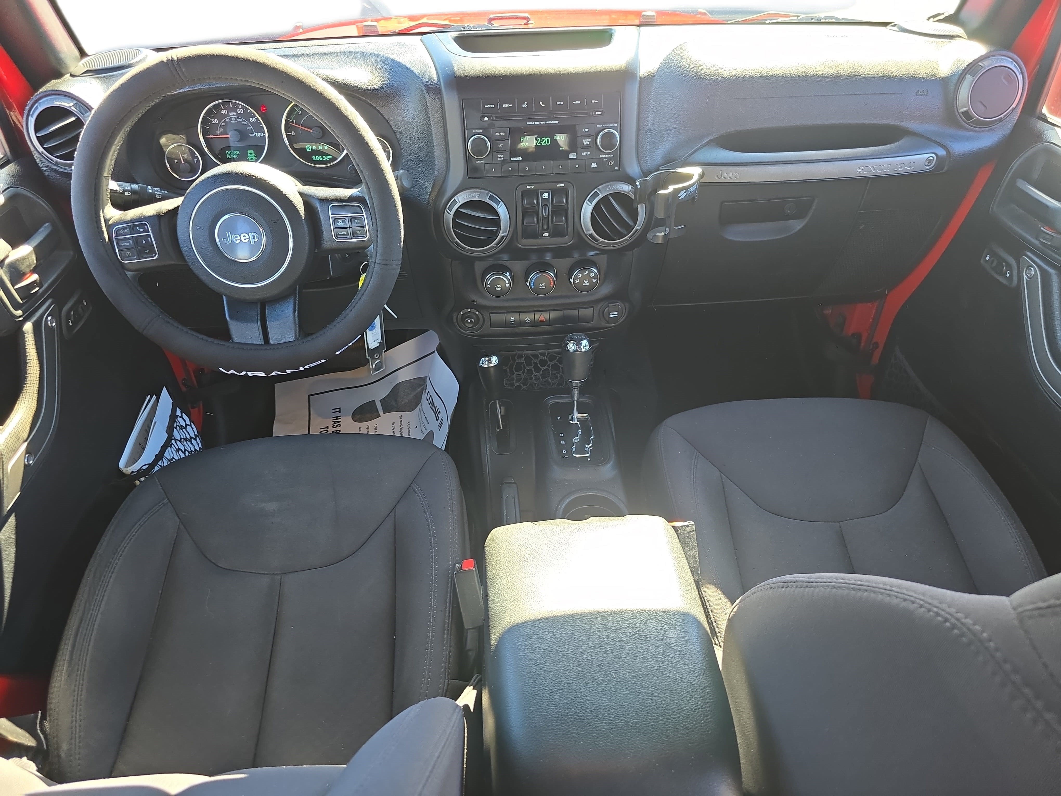 Used 2015 Jeep Wrangler Unlimited Sport w/ Quick Order Package 24S AWD/4WD image 9