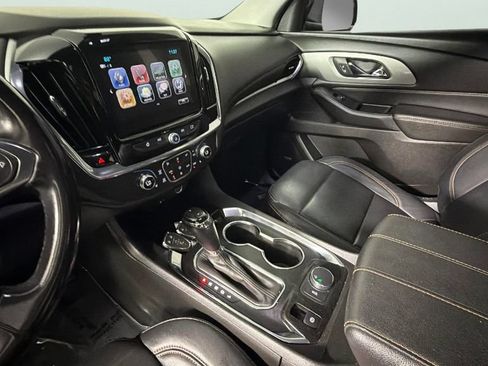Used 2019 Chevrolet Traverse LT w/ LT Premium Package FWD image 19