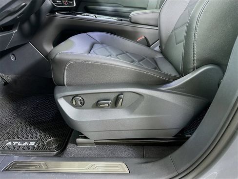 New 2026 Volkswagen Atlas SE image 9