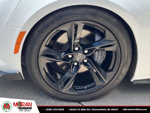 Used 2021 Chevrolet Camaro LT w/ RS Package RWD image 11