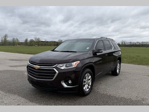 Used 2020 Chevrolet Traverse LT FWD image 1
