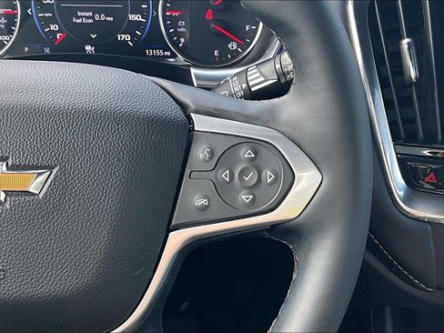 Used 2023 Chevrolet Traverse Premier AWD/4WD image 12