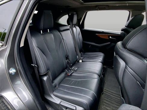 Used 2022 Acura MDX SH-AWD w/ Technology Package image 20