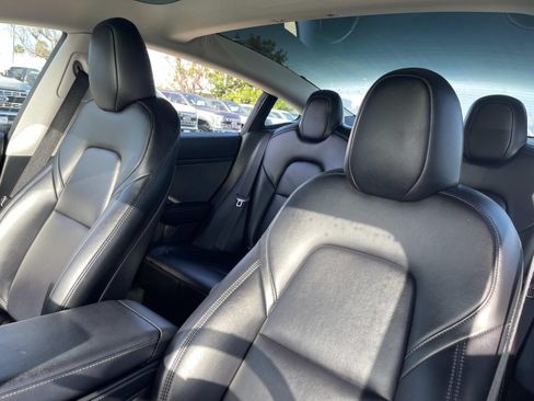 Used 2023 Tesla Model 3 Standard Range RWD image 14