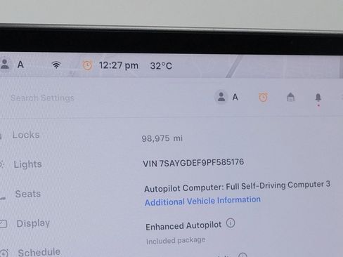 Used 2023 Tesla Model Y Performance image 19