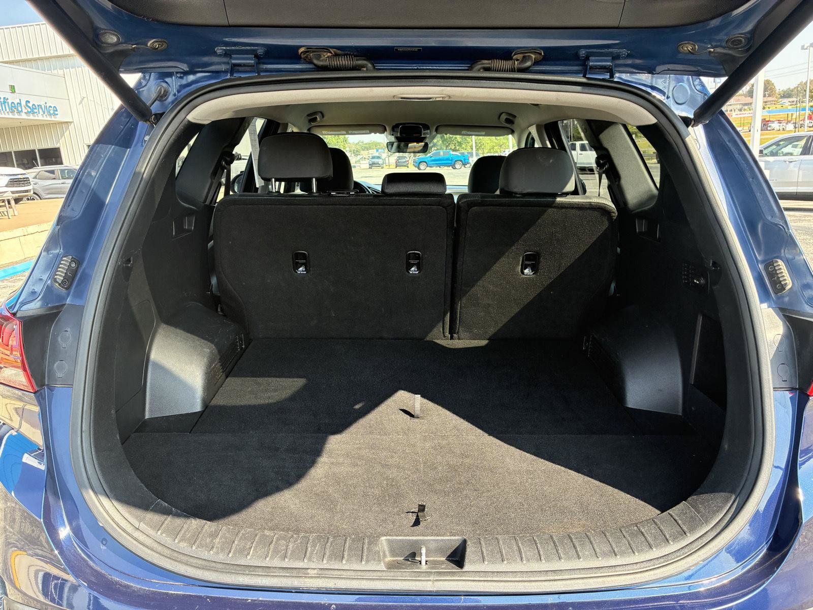 Used 2023 Hyundai Santa Fe SEL AWD/4WD image 11