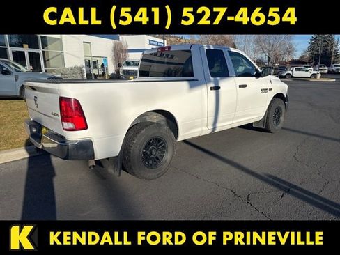 Used 2017 RAM 1500 ST w/ SXT Appearance Group image 10