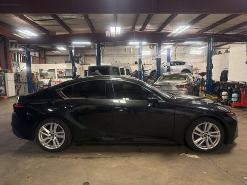 Used 2023 Lexus IS 300 w/ Comfort Package image 2