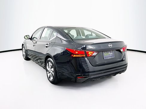 Used 2024 Nissan Altima 2.5 S FWD image 5