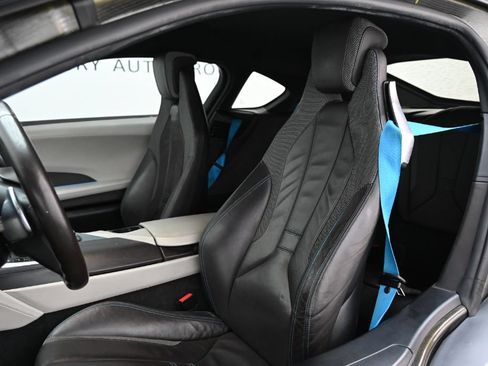 Used 2016 BMW i8 AWD/4WD image 19