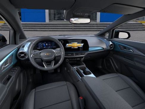 New 2026 Chevrolet Equinox EV LT image 15