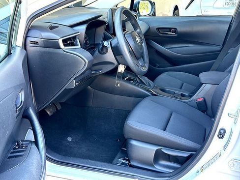 Certified 2024 Toyota Corolla LE FWD image 10