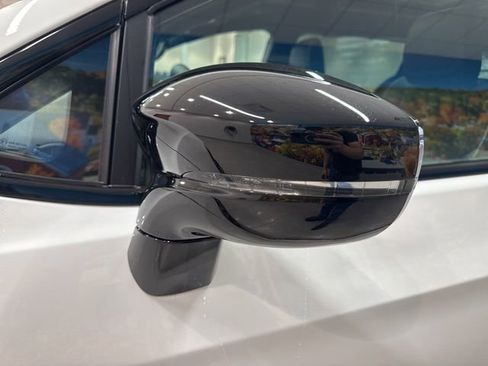 New 2026 Chrysler Pacifica Limited w/ S Appearance Package image 15