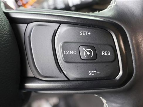 Used 2020 Jeep Wrangler Unlimited Sport image 16