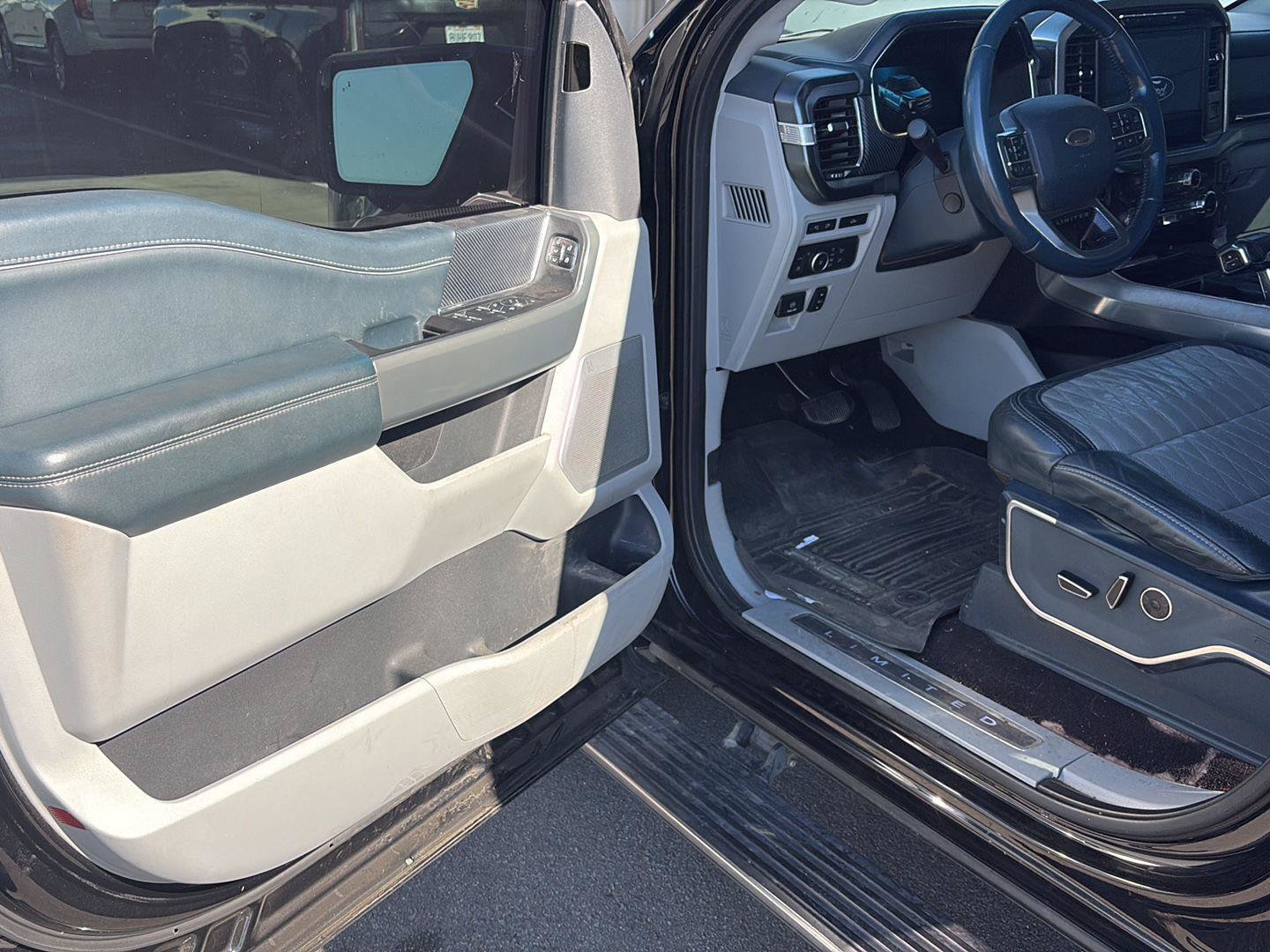 Used 2021 Ford F150 Limited AWD/4WD image 3
