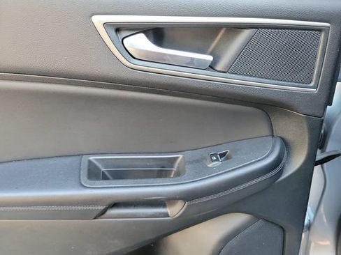 Used 2024 Ford Edge SEL AWD/4WD image 19