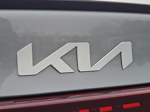 Used 2023 Kia Forte GT-Line w/ GT-Line Technology Package image 31